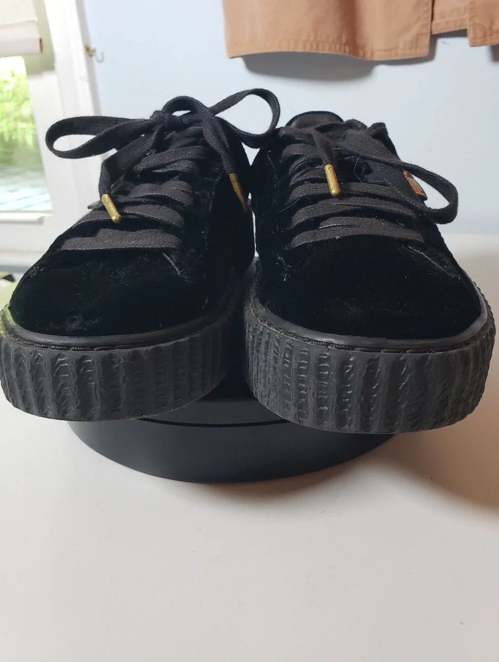 Puma X Fenty Creeper Velvet Platform 7.5 Sneaker Shoes Goth Grunge Fair Wear Fit